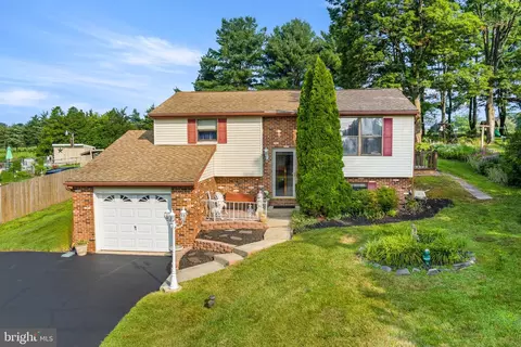 1153 Kepler Rd, Pottstown, PA 19464