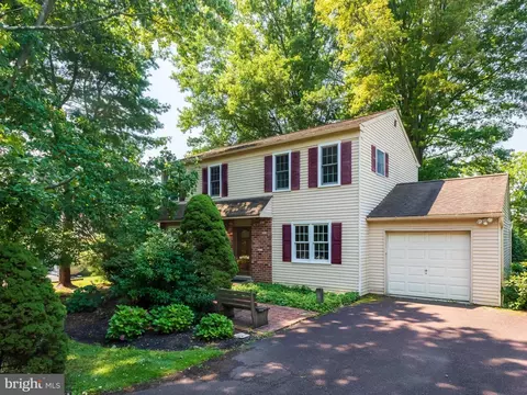 3790 Lower Lewis Rd, Collegeville, PA 19426