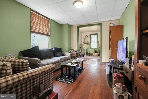 323 Elm Ave, North Wales, PA 19454