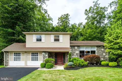844 Broadmoor Rd, Huntingdon Valley, PA 19006