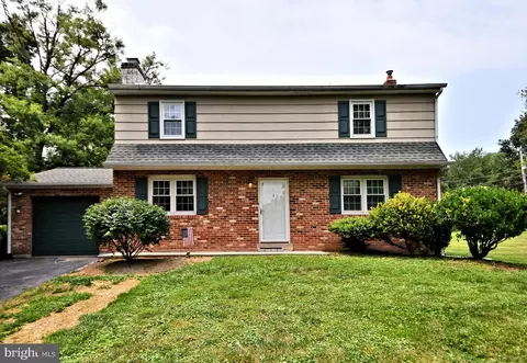 101 Russell Cir, Collegeville, PA 19426