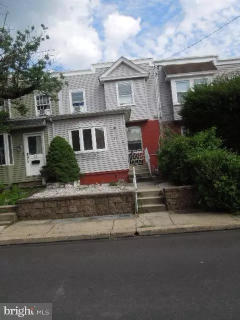 41 Cherry St, Willow Grove, PA 19090