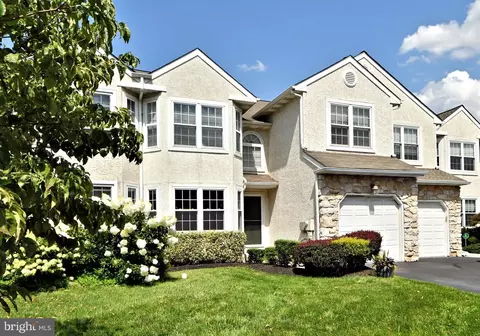 1848 Hood Ln, Maple Glen, PA 19002