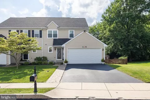 169 Azalea Cir, Royersford, PA 19468