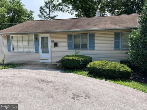 135 Willow Grove Ave, Glenside, PA 19038