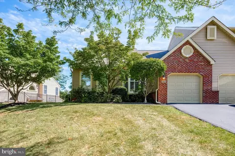 186 Pinecrest Ln, Lansdale, PA 19446