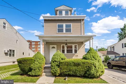 920 Stewart St, Bridgeport, PA 19405