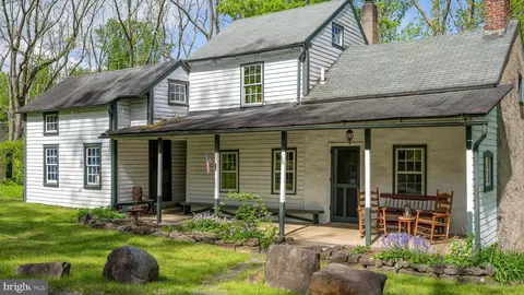 46 King Rd, Green Lane, PA 18054