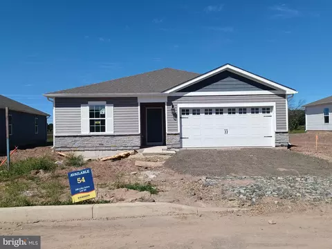 195 Lilly Dr, Pottstown, PA 19464