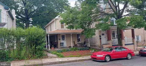 414 Jefferson Ave, Pottstown, PA 19464