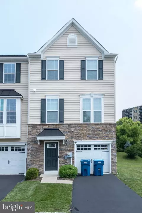 117 Old Cedarbrook Rd #24, Wyncote, PA 19095