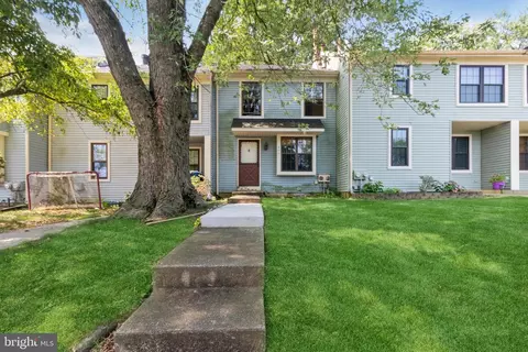 406 Franklin Ct, North Wales, PA 19454
