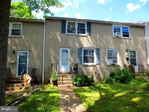 85 Sunrise Dr, Pottstown, PA 19464