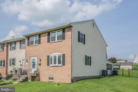 710 Jefferson St, Red Hill, PA 18076