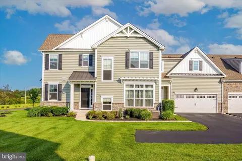 1408 Summit Dr, Royersford, PA 19468