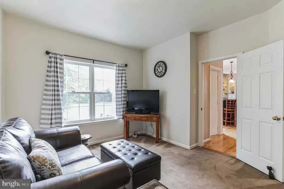  216 Winterberry Ln, Collegeville, PA 19426 photo 23