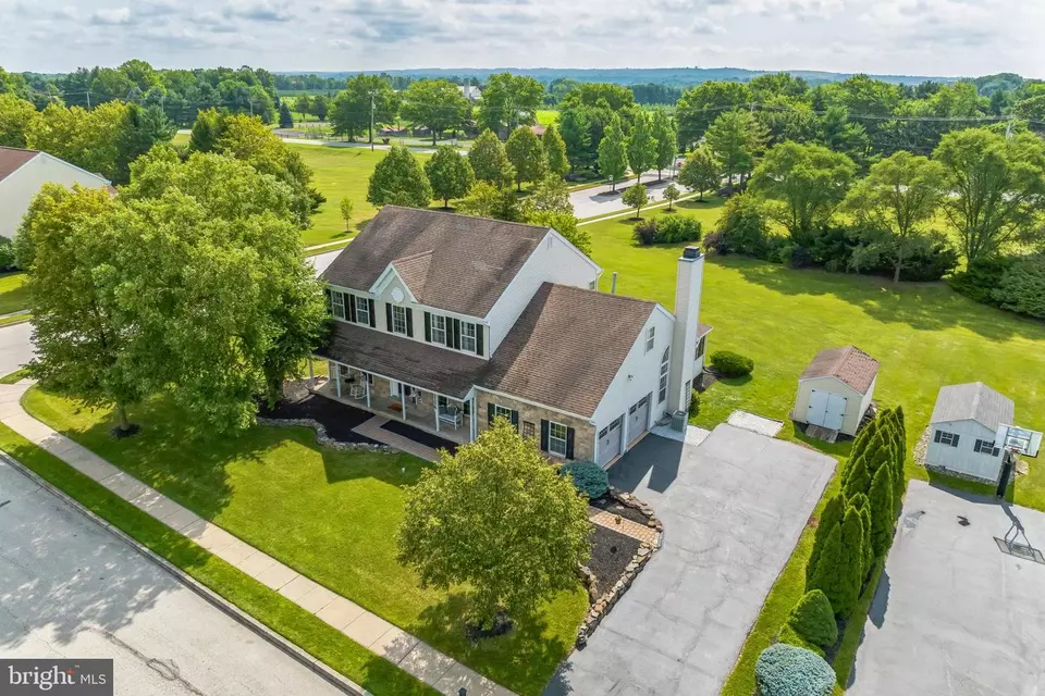  216 Winterberry Ln, Collegeville, PA 19426 photo 4