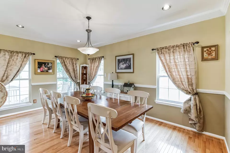  216 Winterberry Ln, Collegeville, PA 19426 photo 9