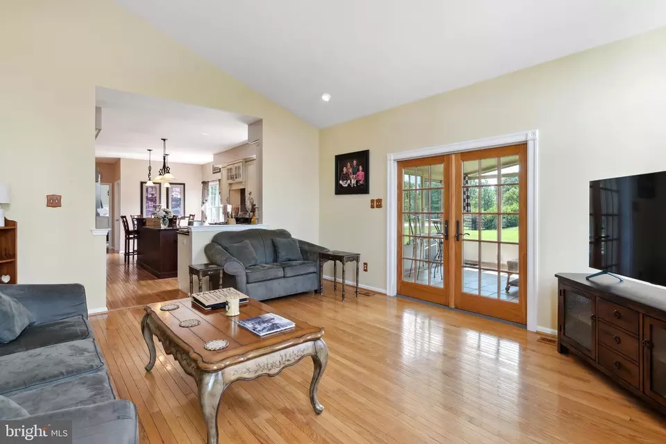  216 Winterberry Ln, Collegeville, PA 19426 photo 19