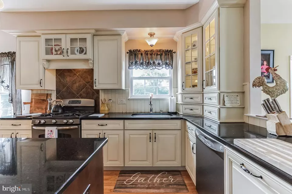  216 Winterberry Ln, Collegeville, PA 19426 photo 12