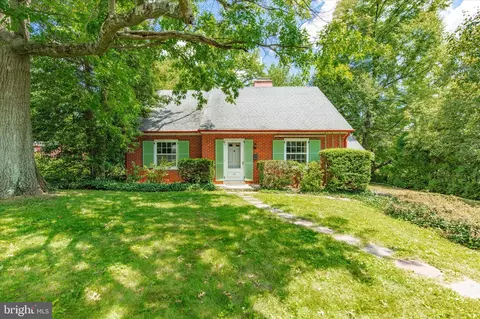 157 N 4th St, Souderton, PA 18964