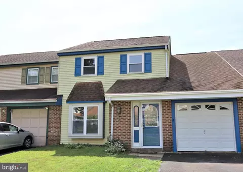 3 Beaver Hill Rd, Horsham, PA 19044