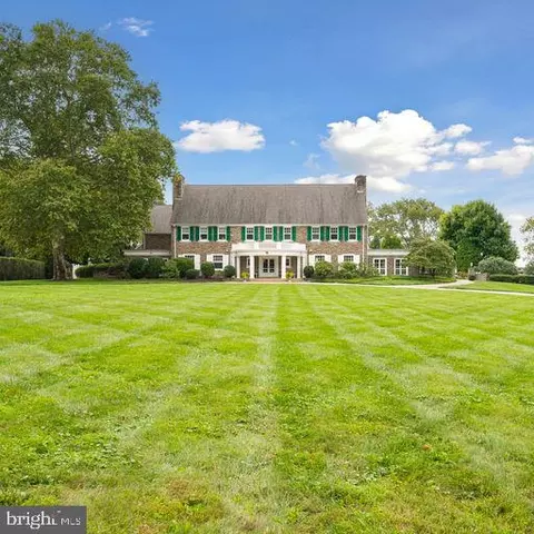 717 Eagle Farm Rd, Villanova, PA 19085