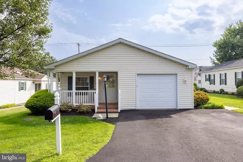 103 Carver Ln, Royersford, PA 19468