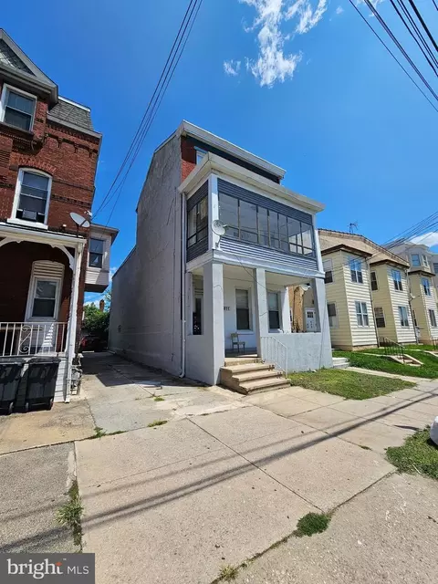 611 W Main St, Norristown, PA 19401
