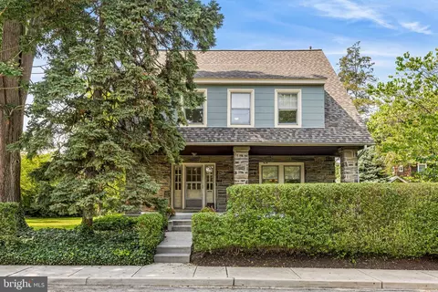 207 209 Wayne Ave, Narberth, PA 19072