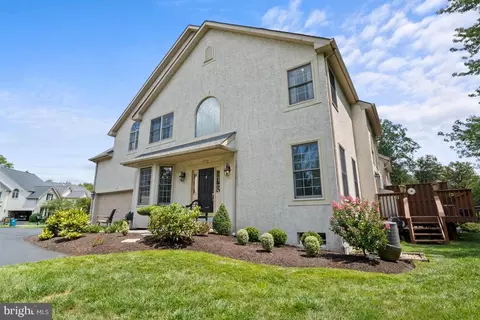 1210 Carnigan Ct, Ambler, PA 19002