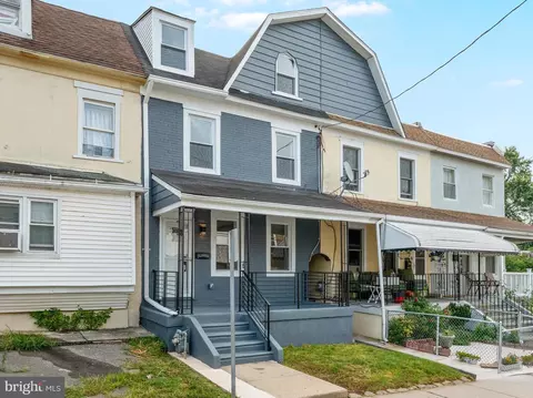 23 E Spring Ave, Ardmore, PA 19003 photo 2