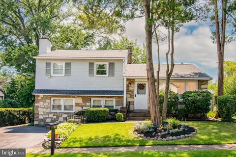 354 Heathcliffe Rd, Huntingdon Valley, PA 19006