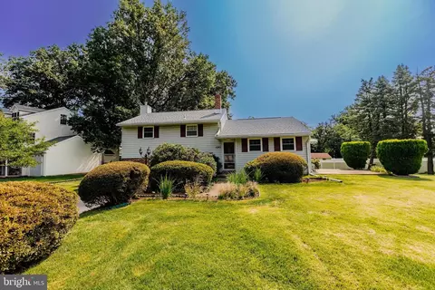 1040 Wayfield, Norristown, PA 19403
