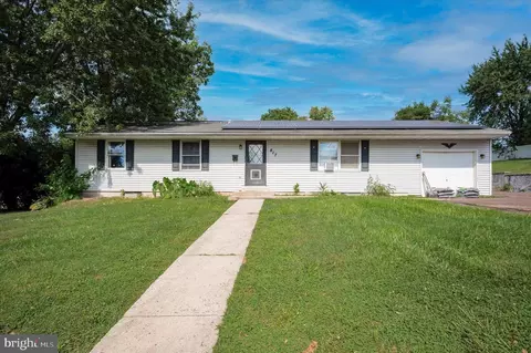 817 E Howard St, Pottstown, PA 19464
