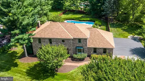 46 Harper Ln, North Wales, PA 19454