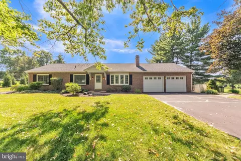 328 Freed Rd, Harleysville, PA 19438