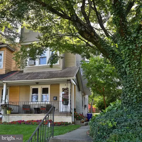 4 North Ave, Wyncote, PA 19095