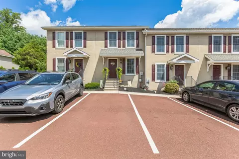 7 Station Ave, Spring Mount, PA 19478