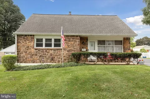 20 Dechert Rd, Conshohocken, PA 19428