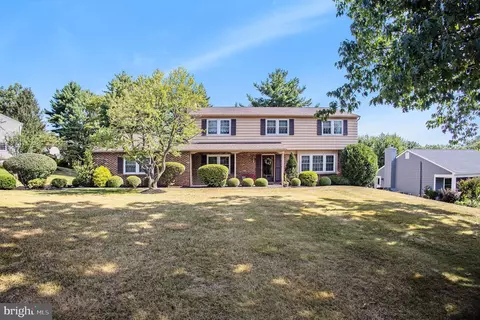 390 Stratford Ave, Collegeville, PA 19426