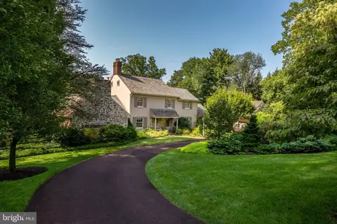 1329 Beaumont Dr, Gladwyne, PA 19035
