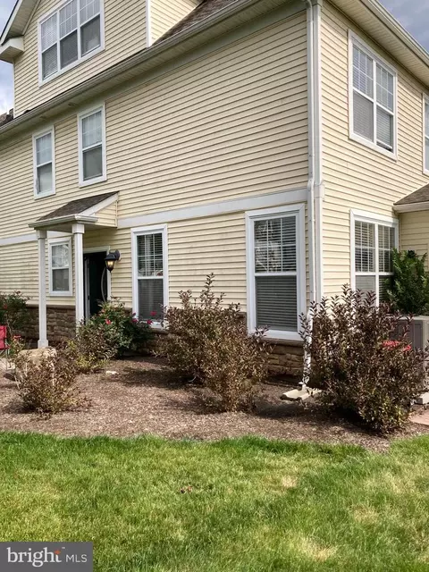 46 Old Cedarbrook Rd, Wyncote, PA 19095 photo 2