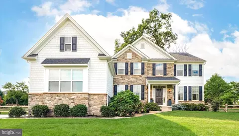 3802 Lucia Ln, Collegeville, PA 19426