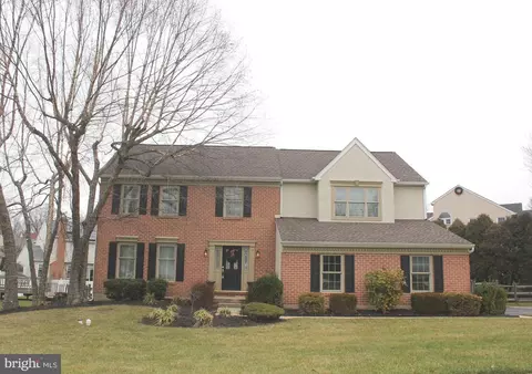 26 Garnet Cir, Conshohocken, PA 19428