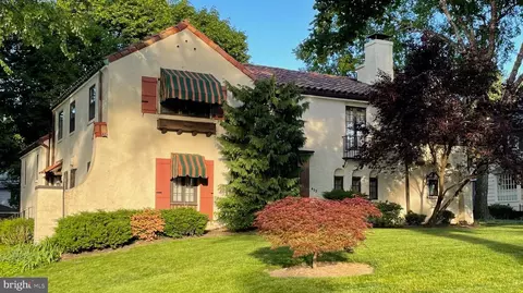 432 Vernon Rd, Jenkintown, PA 19046