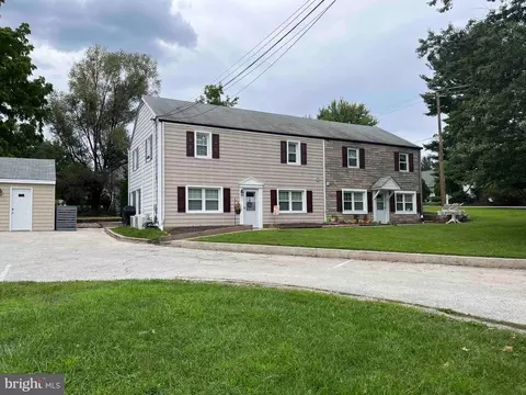 21 Clearfield Ave, Norristown, PA 19403