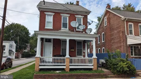 1 E 4th St, Pottstown, PA 19464