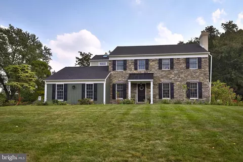 258 Aldrin Dr, Ambler, PA 19002