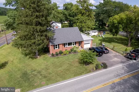 1770 N Sanatoga Rd, Pottstown, PA 19464